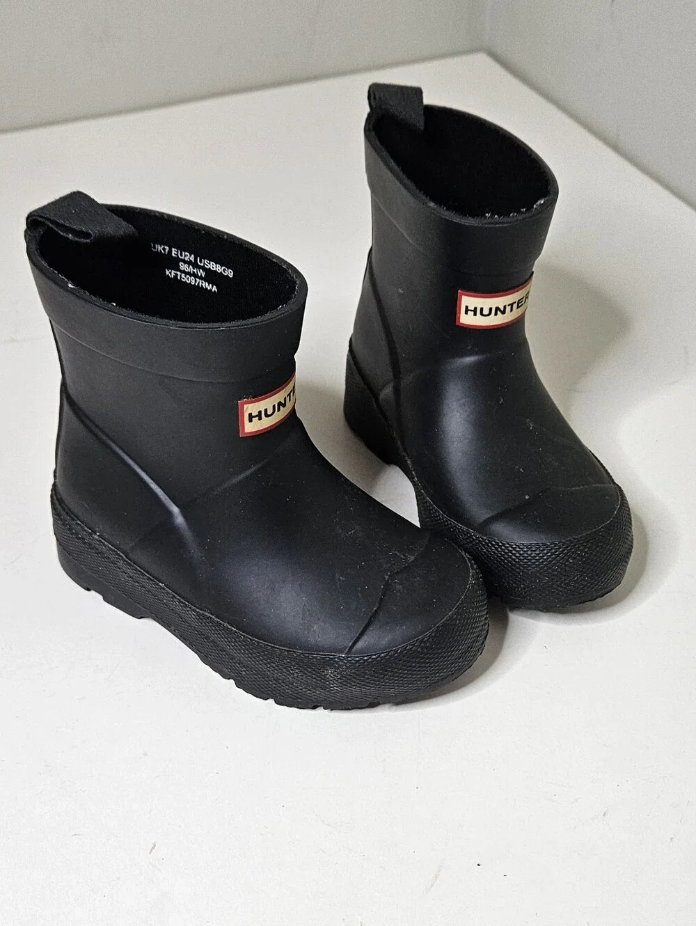 Hunter Kids Play Waterproof Rain Boots Black Ankle B8 G9 Pull On Strap 8 9
